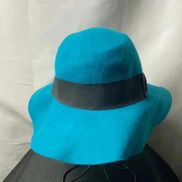KIRNA ZANETE AT TARGET WOMENS TEAL 100% WOOL HAT BLACK RIBBON BAND  CLEAN - Picture 5 of 9